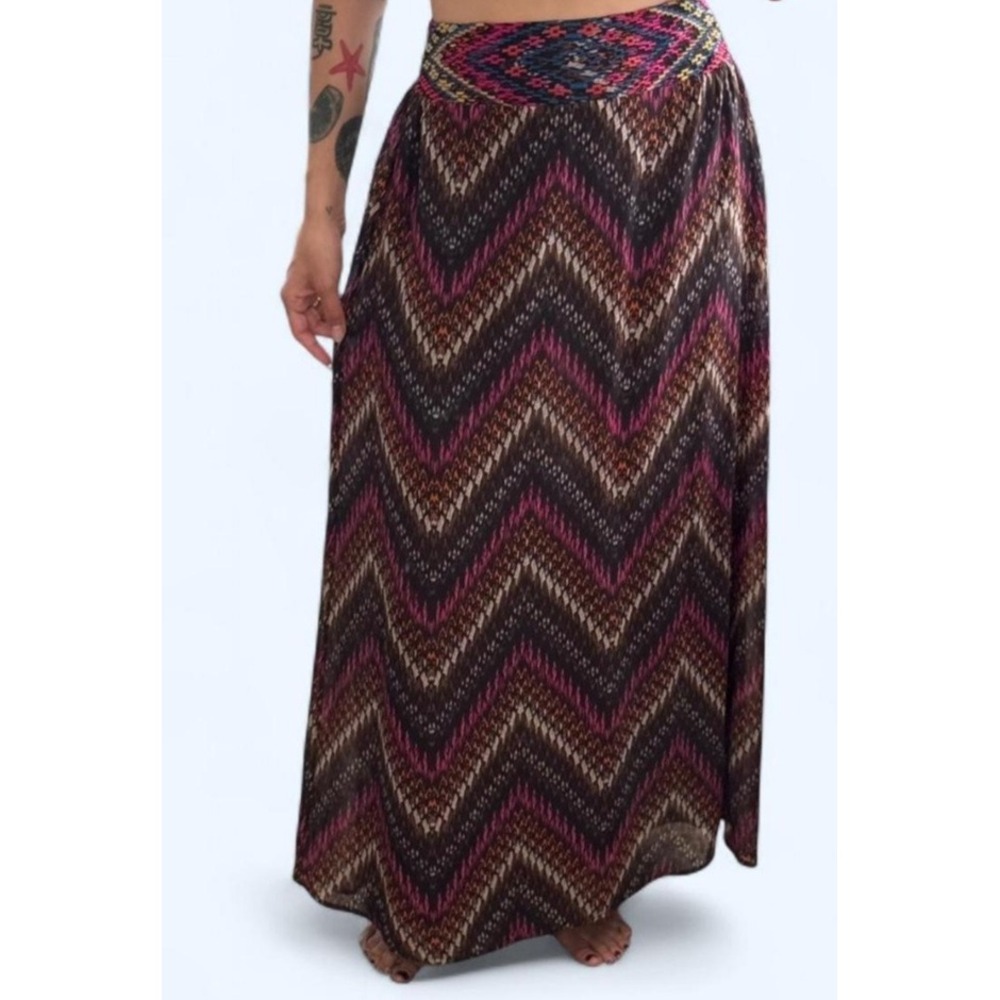 Ariat M long maxi skirt boho cowgirl aztec western vacation church colorful
